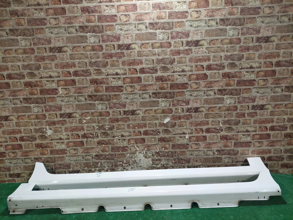 фото №1, Накладки накладки пороговые комплект hyundai i30 i 2007/2012 rok