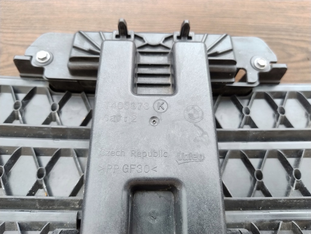 Bmw x1 u11 руль впуск воздуха жалюзи ремень перед bardzo хорошее состояние с Разборки