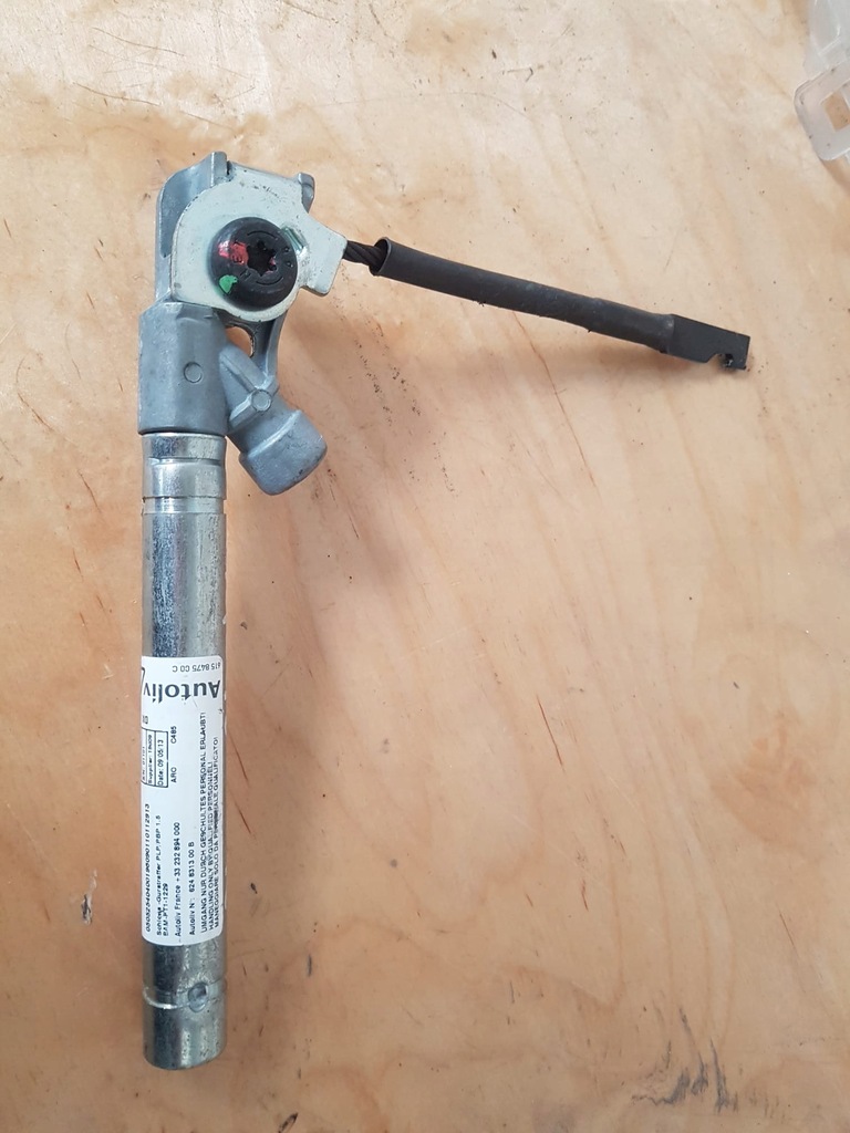 фото №1, Alfa romeo 4c натяжитель поперечина правый, натяжитель