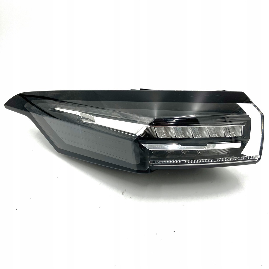 фото №1, Лампа задняя левая наружная peugeot 308 iii 21r led