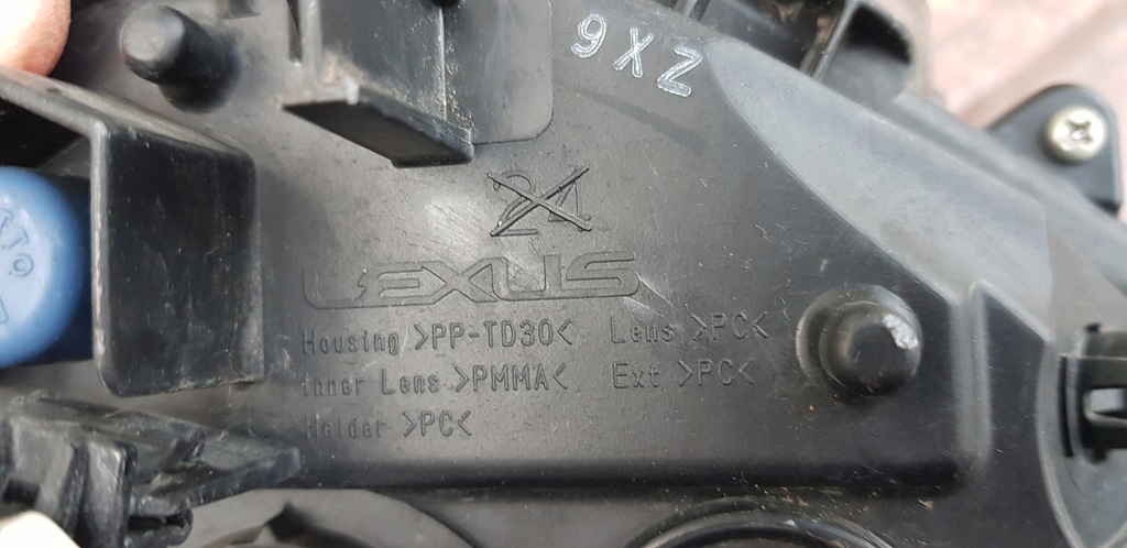 фото №12, Lexus ux противотуманная фара led левый bez подсветка