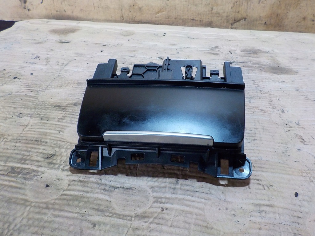 фото №5, Audi a5 2008r. 2.0tfsi coupe попільничка