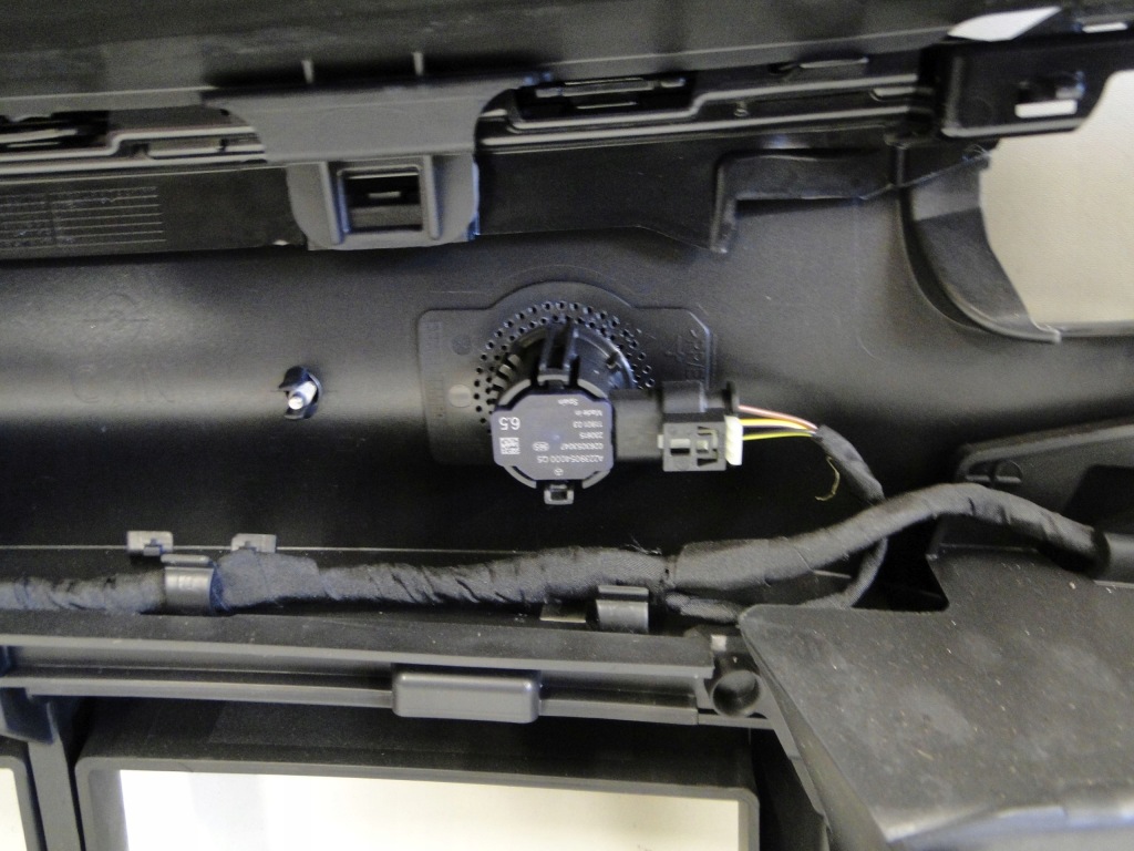 Mercedes бампер передній e klasa 213 w213 a2138857504 pts amg рестайлінг Недорого