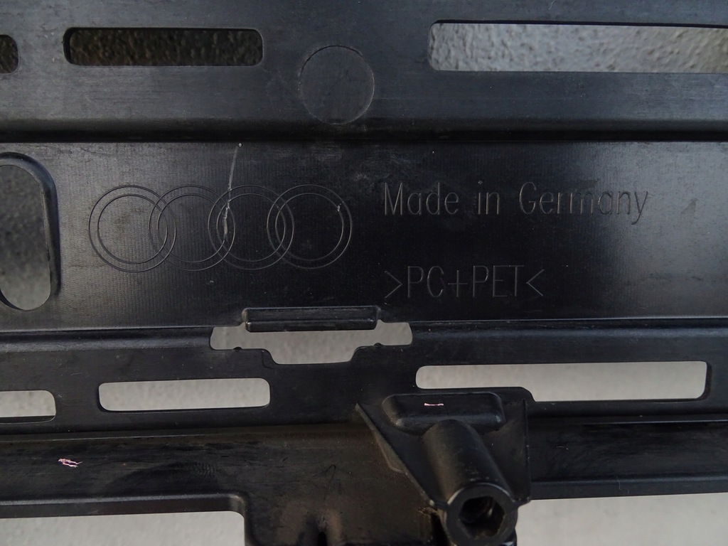 фото №10, Решётка радиатора audi a8 s8 s-line 4n0853651