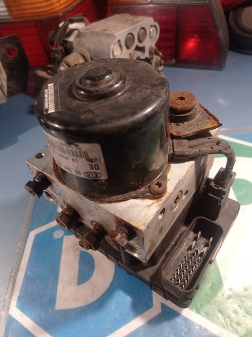 фото №1, Насос abs kia clarus 0k2a443785 10020401374