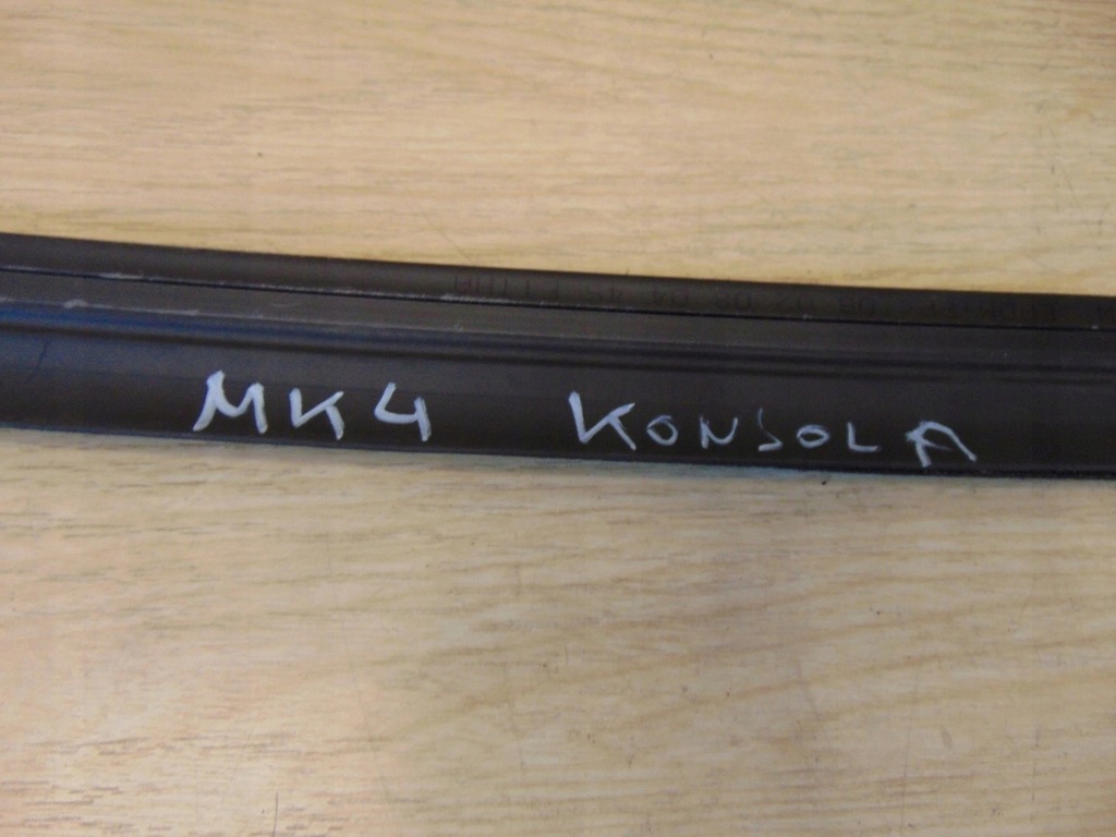 фото №9, Молдинг прокладка консоли панели ford mondeo mk4 org