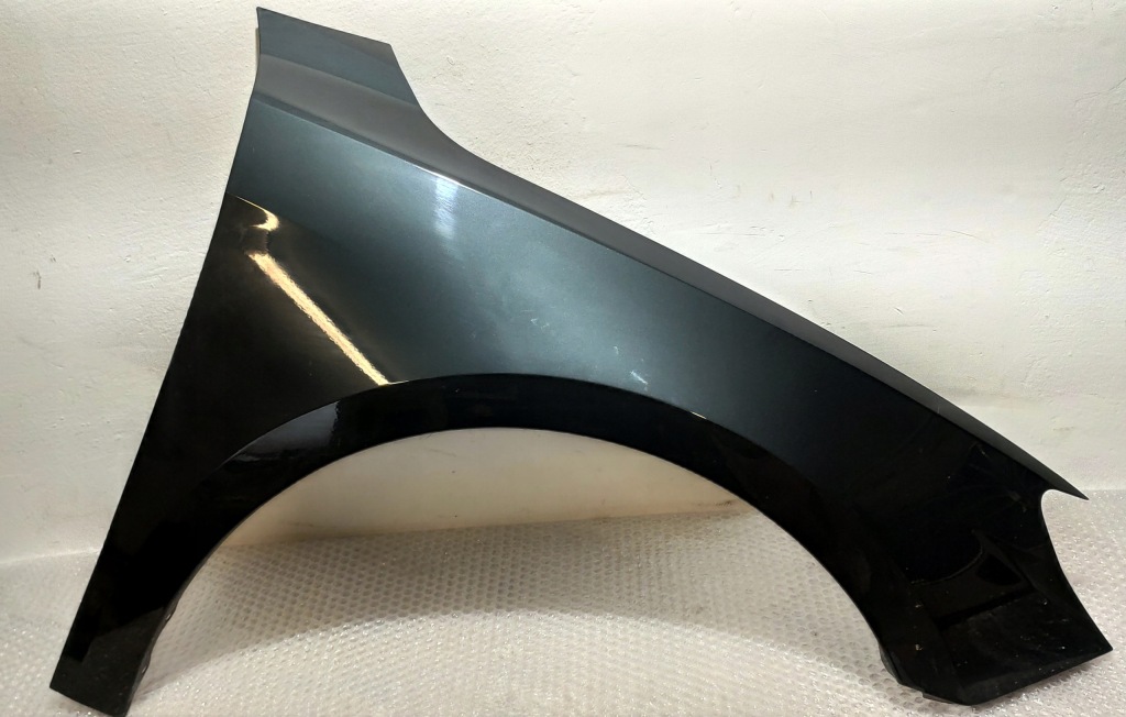 фото №1, Крыло правый перед audi a1 82a 19+