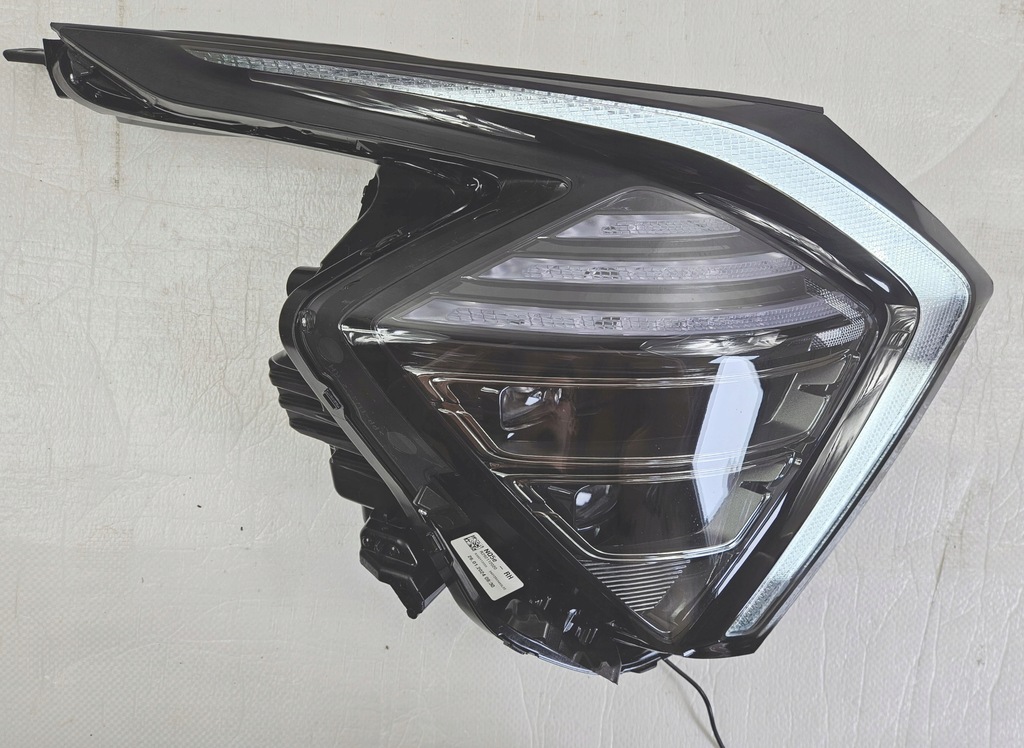 фото №13, Права лампа перед ідеальний стан! kia sportage v full led r2921-61220 92102r2100