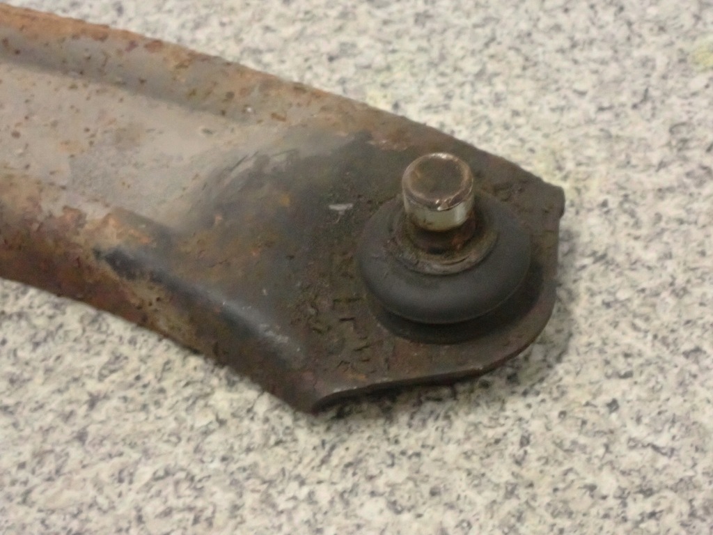 фото №4, Suzuki sx4 sedici 06-13 важіль передній правий