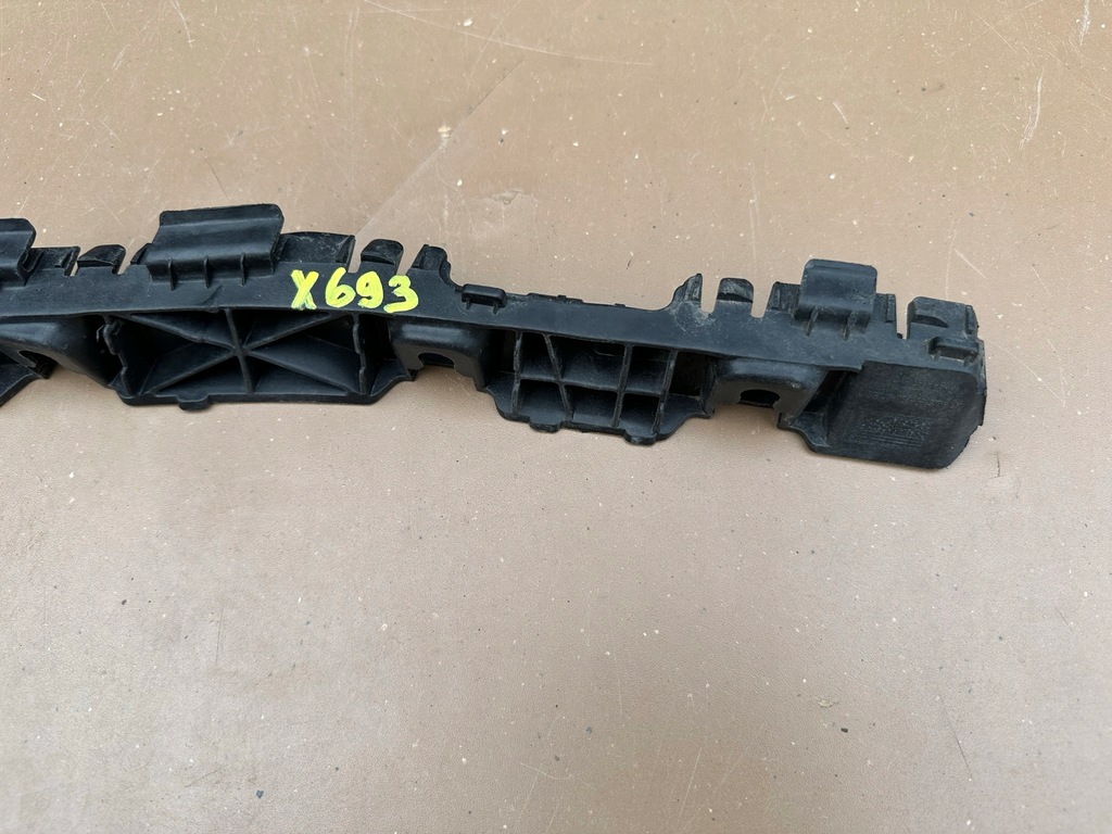 фото №8, Hyundai tucson iii 3 15r- напрямна бампера задній