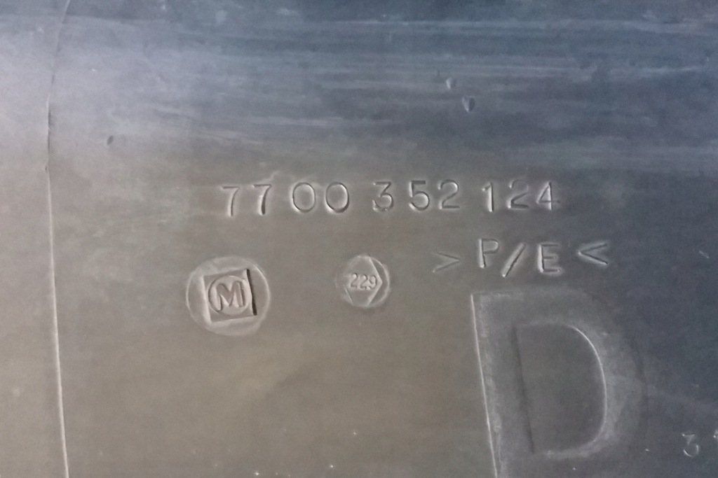 фото №1, Правий róg заднього бампера renault master ii фургон fd 7700352124 2.5l