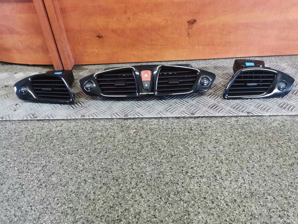 фото №3, Ґрати обдув renault scenic iii оригінальний номер