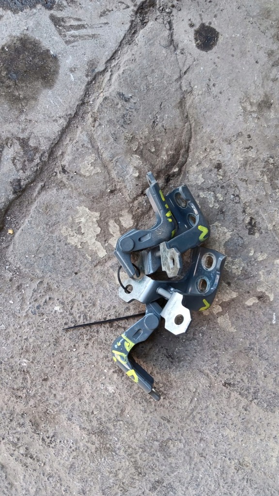 фото №2, Петля дверь перед renault kangoo iv 2021r