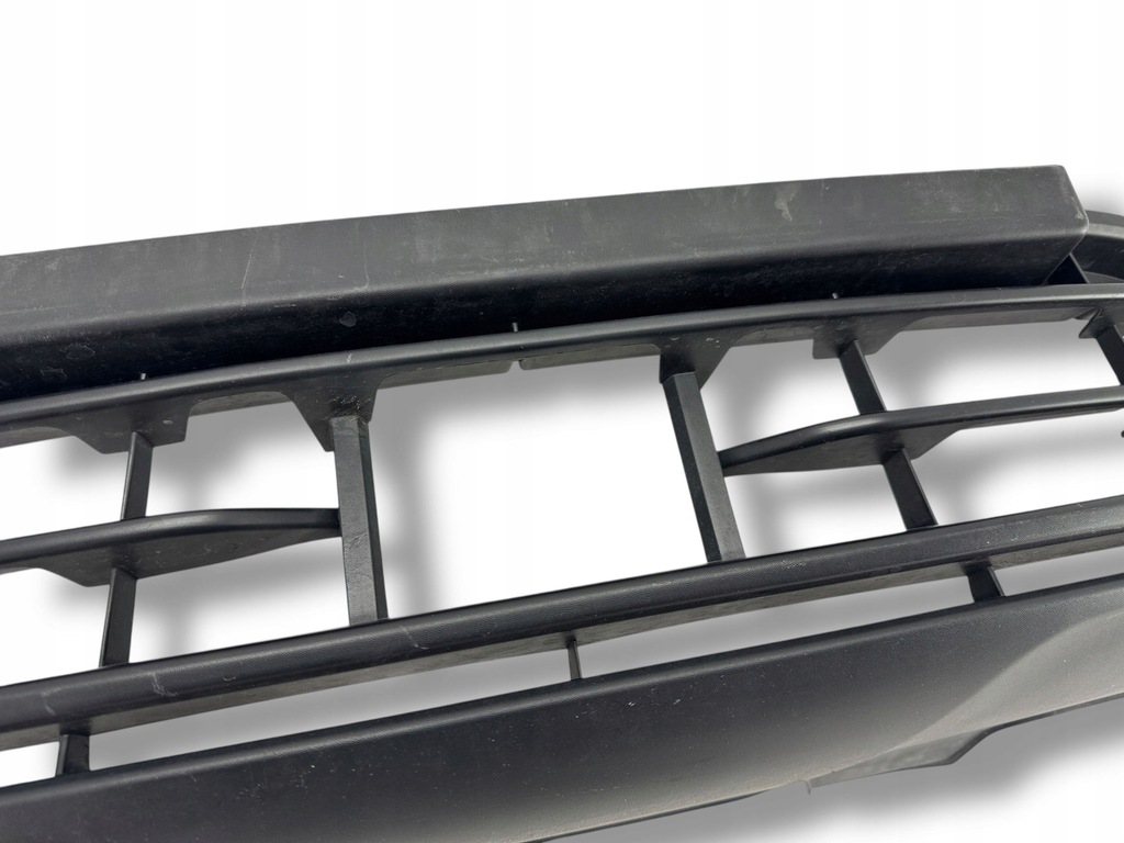 фото №15, Dacia spring 2021 с передний решётка нижняя бампера передний