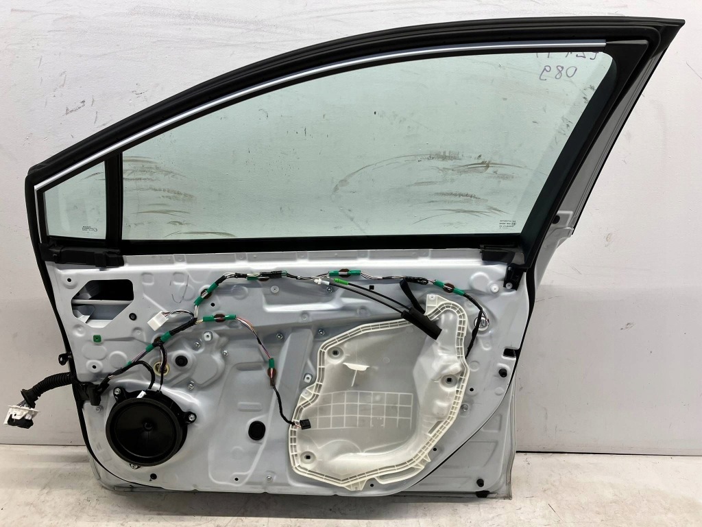 фото №11, Corolla e21 sedan kombi hb двері передні праве правий перед комплект 089 2pu