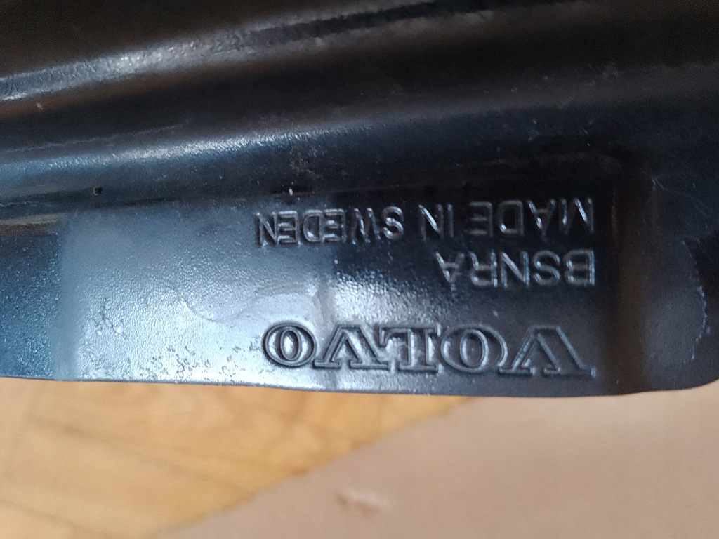 фото №11, Volvo xc60 ii 2017-2023 крила передній правий