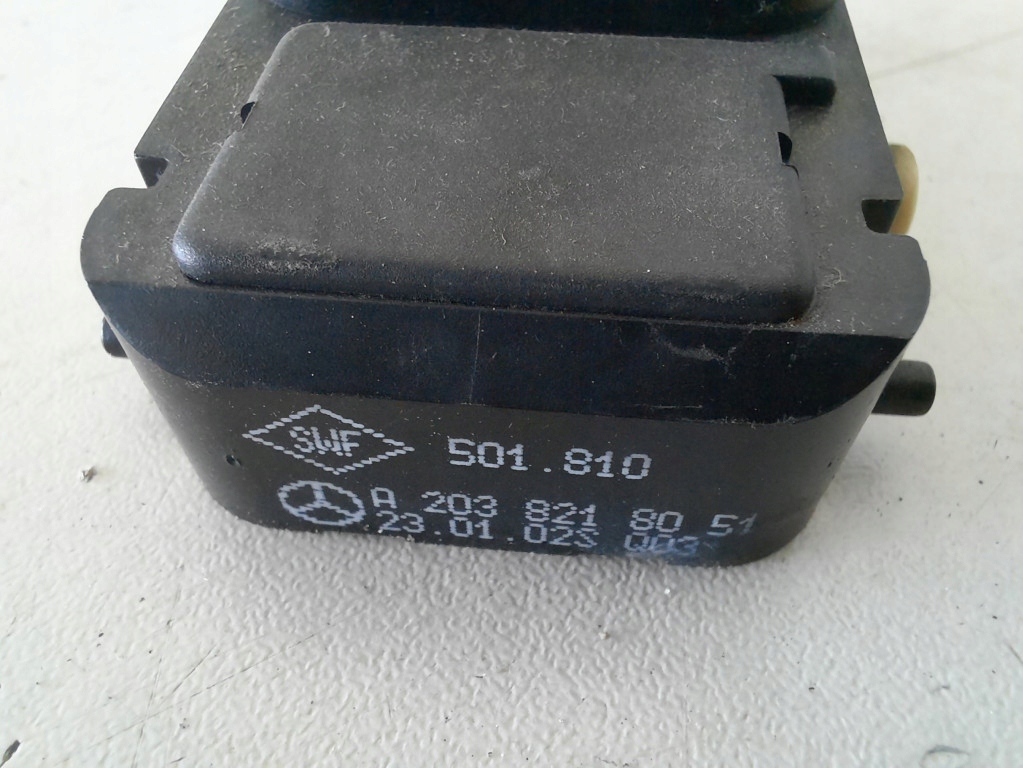 фото №6, Mercedes w203 00-04 kombi c320 cdi панель керування вікон a2038218051