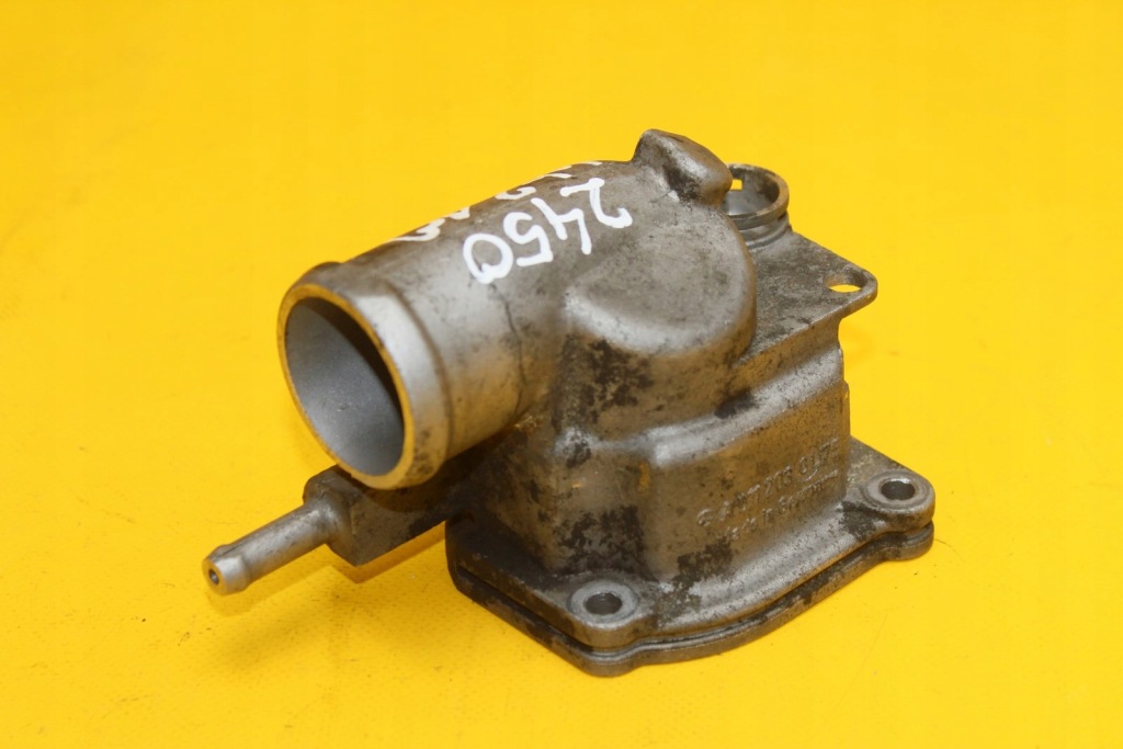 фото №1, Корпус термостата mb w210 a6112030175