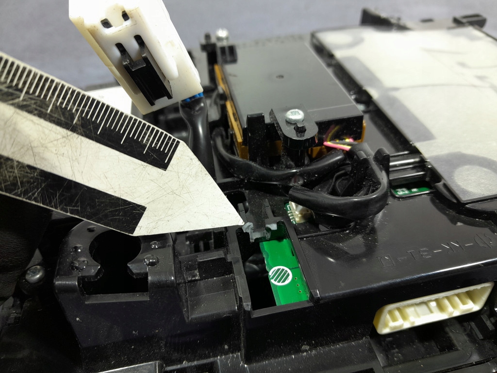 фото №11, Lexus ux 250h лампа потолочный 867e1-33011