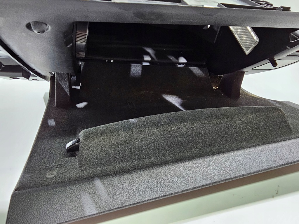 фото №14, Бардачок пассажира peugeot 508 i rxh sw #2015