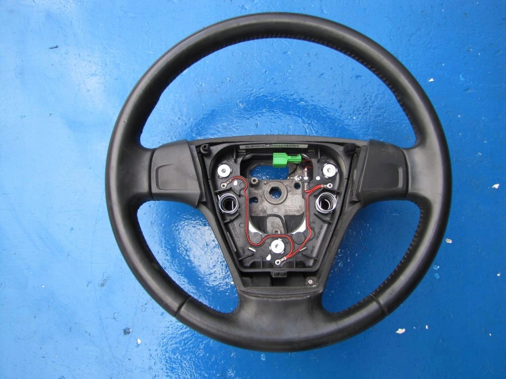 фото №1, Volvo c30 c70 s40 v50 - воздуховод