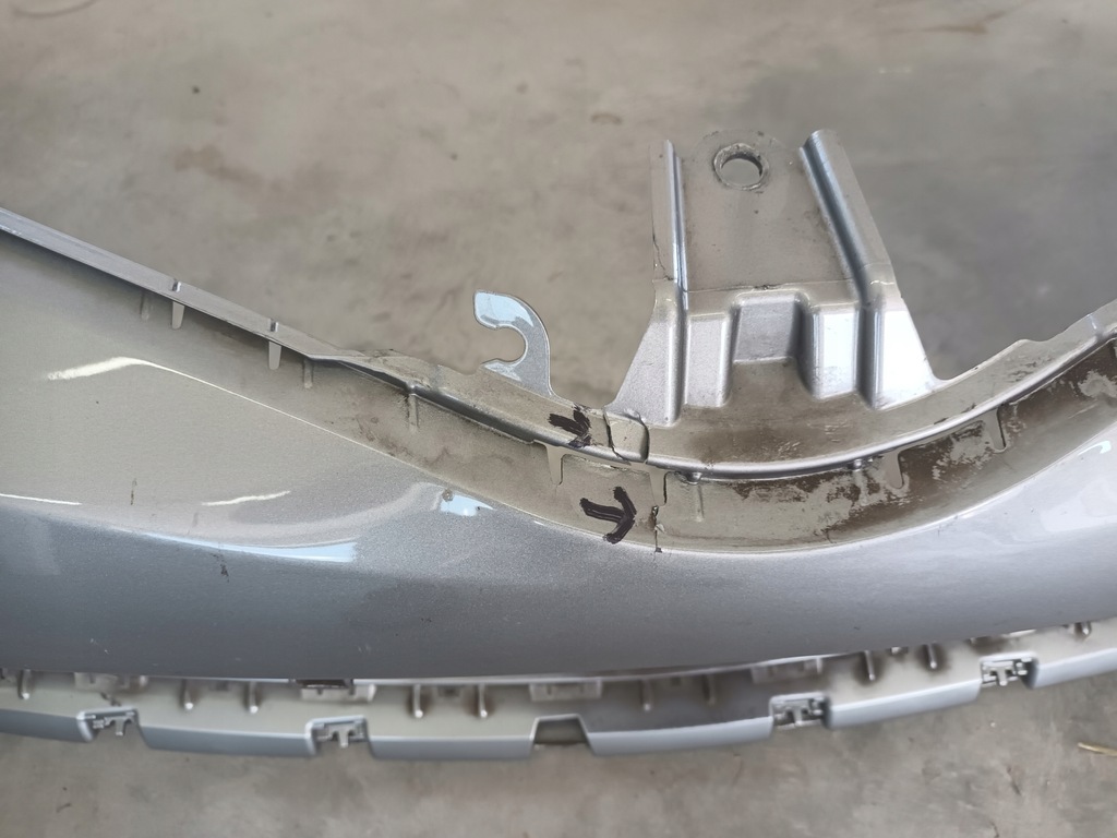 фото №6, Бампер передній toyota auris ii e18 перед bez pdc 2012 - 2015