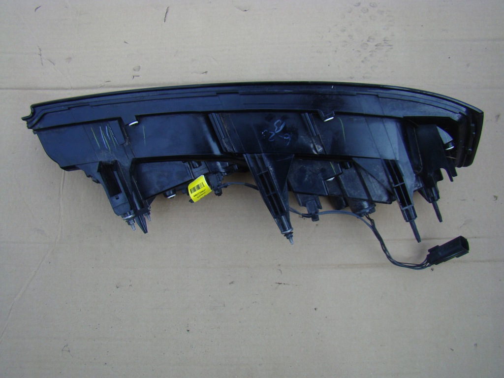 фото №7, Лампа задня chevrolet camaro права 2016 ss 6.2