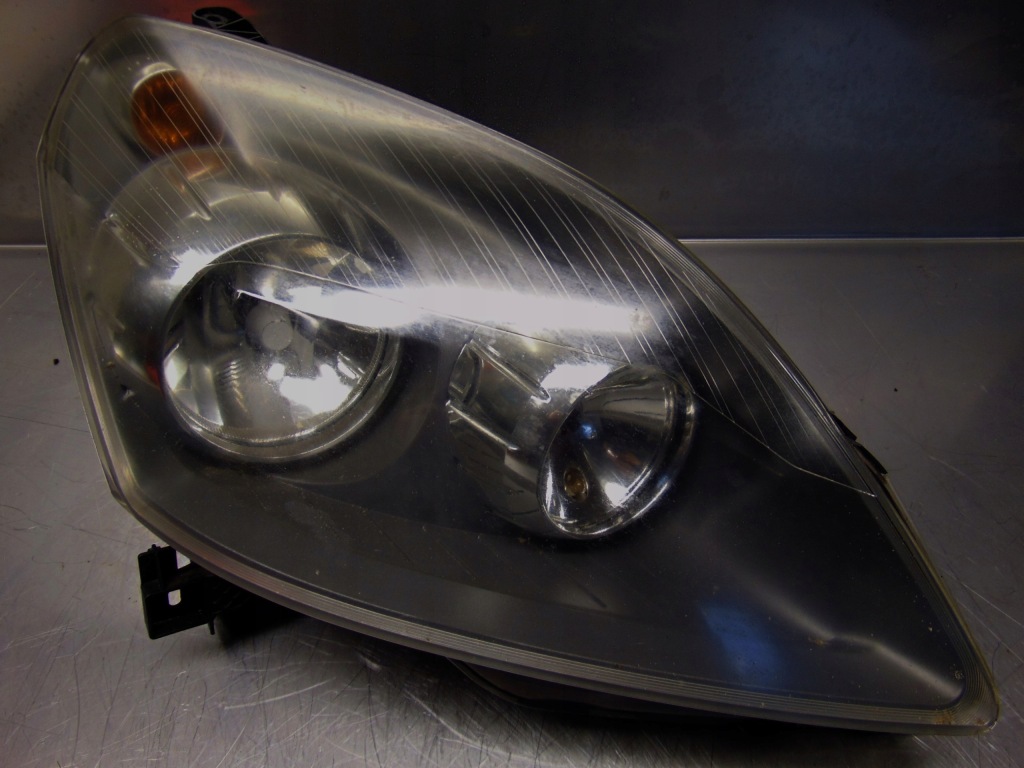 Купити Фара правий перед передня opel zafira 2 b європа