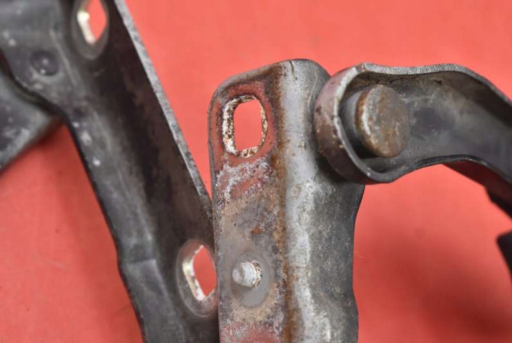 фото №7, Петля петлі капот merceds cls c219 w219 04-08