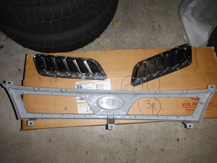 фото №4, Решітка радіатора kia pregio 2000-2004 0k79a50710xx