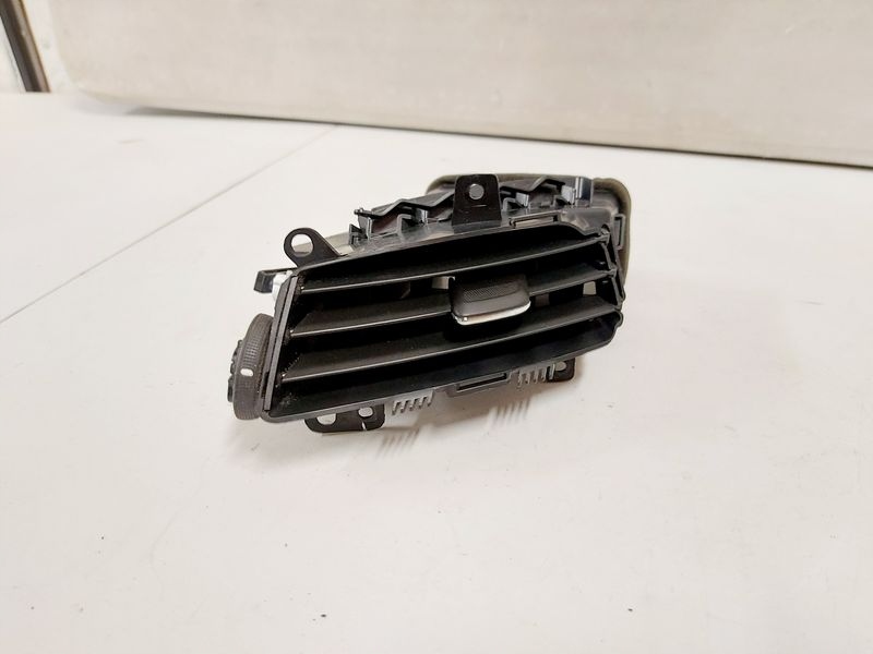 фото №1, Opel ampera volt 1 i решётка обдув средняя левая