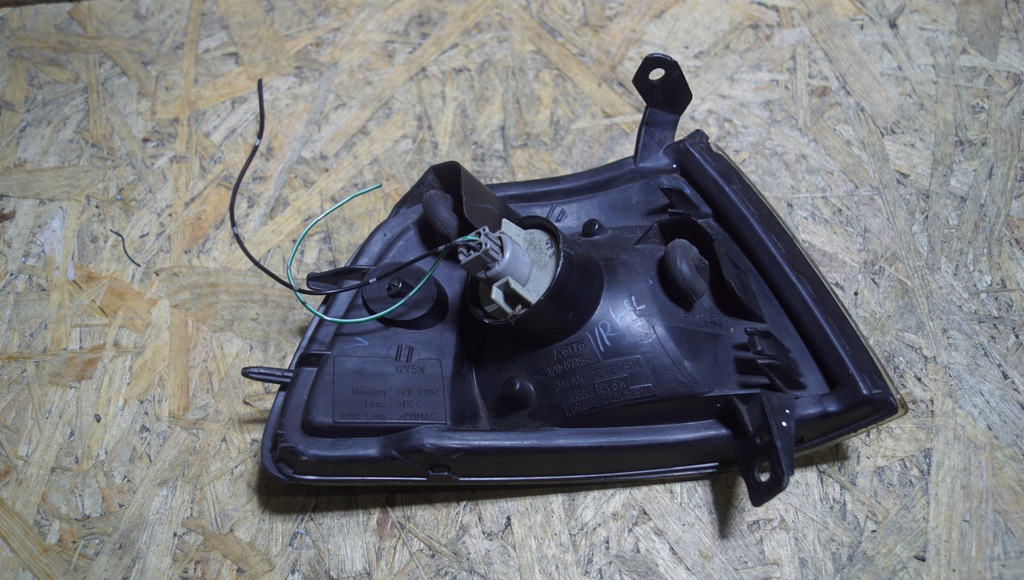 фото №5, Поворотник левый перед mitsubishi challenger