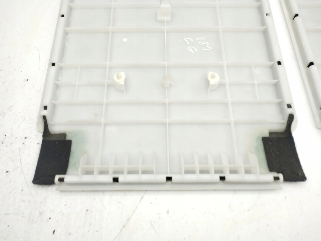 фото №5, Toyota corolla verso ar10 2005 комплект обшивка багажника