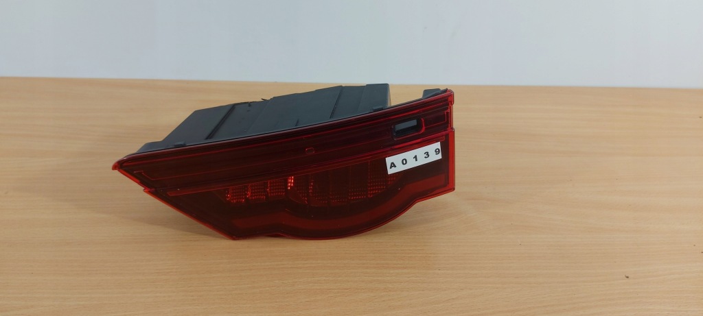 фото №1, Jaguar xf x260 правая лампа w крышка задняя full led rh