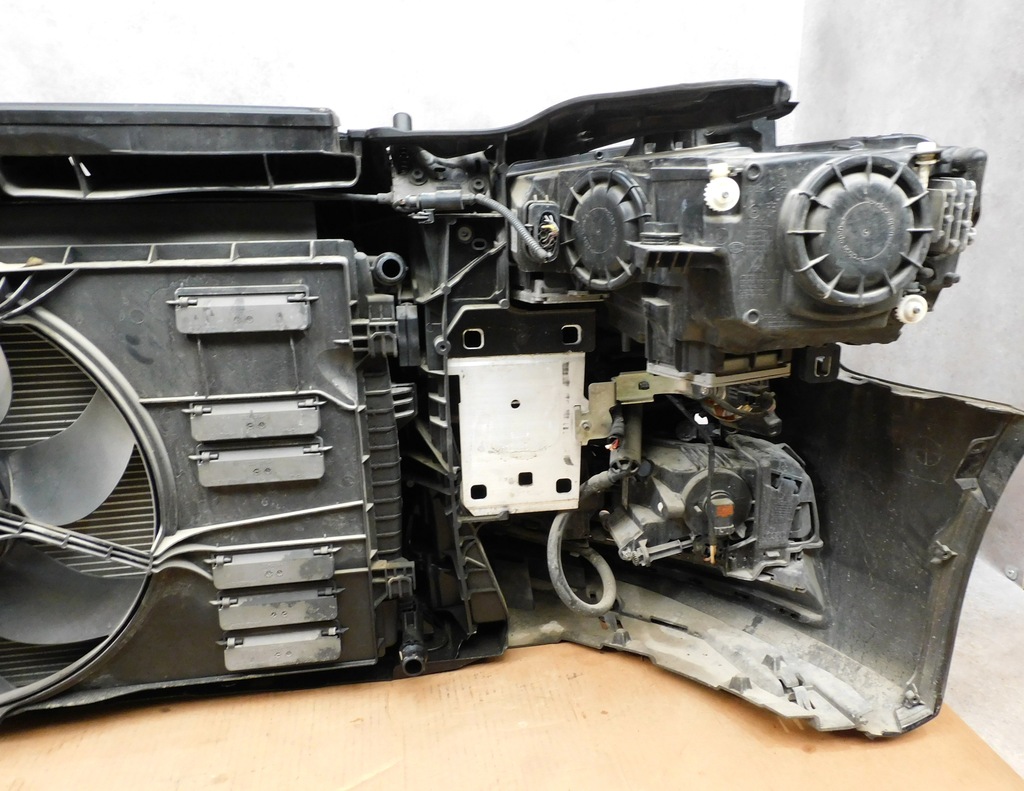 фото №14, Audi a3 8v5 sedan kompletny перед бампер лампы капот pas ксенон радар