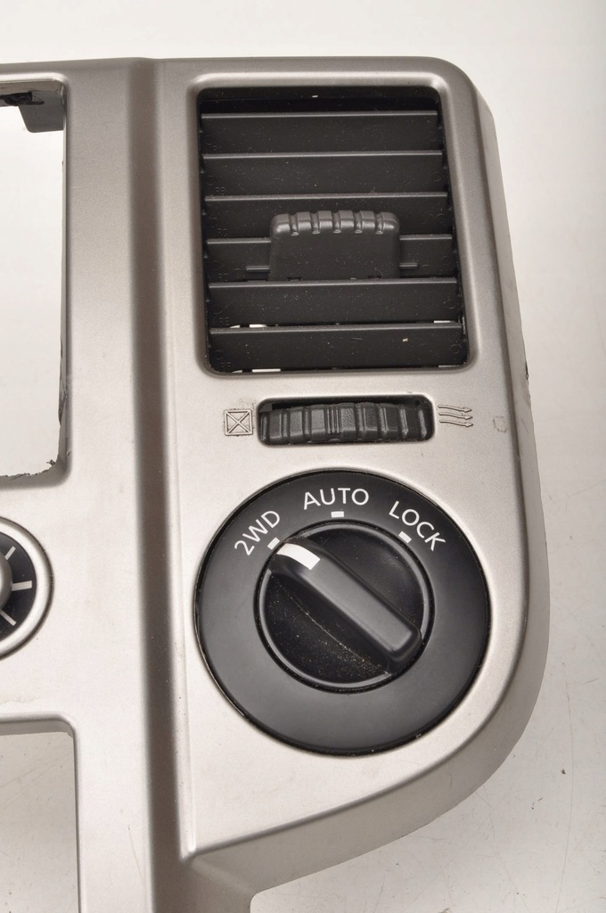 фото №9, Nissan x-trail t30 рамка панель обдув радіо 28395eq301