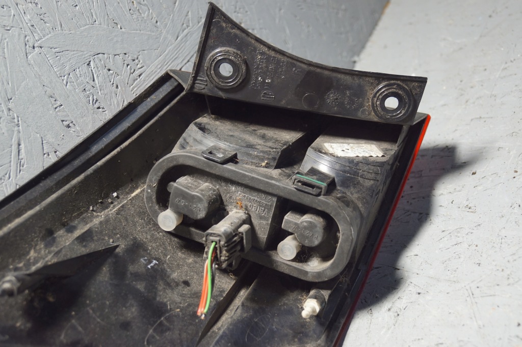 фото №9, Лампа правый задняя nissan qashqai j10