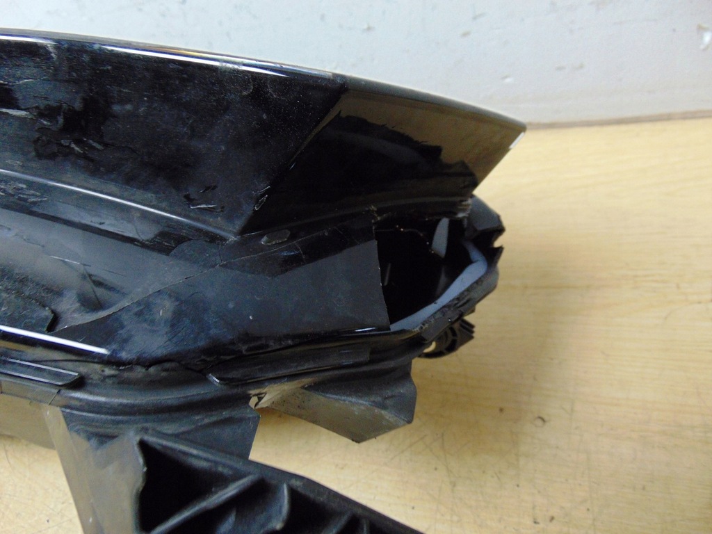 фото №6, Лампа правая перед skoda octavia iv europa