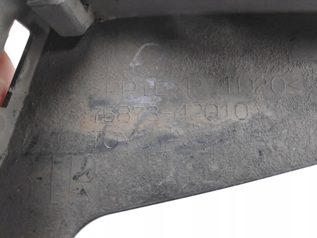 фото №16, Toyota rav4 v молдинг накладка крыла правый задняя 75873-42010