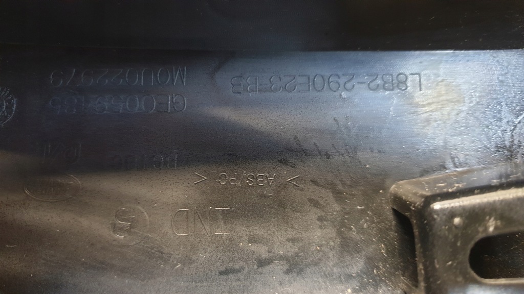 фото №11, Land rover defender молдинг накладка крыла левый задняя l8b2-290e23-bb