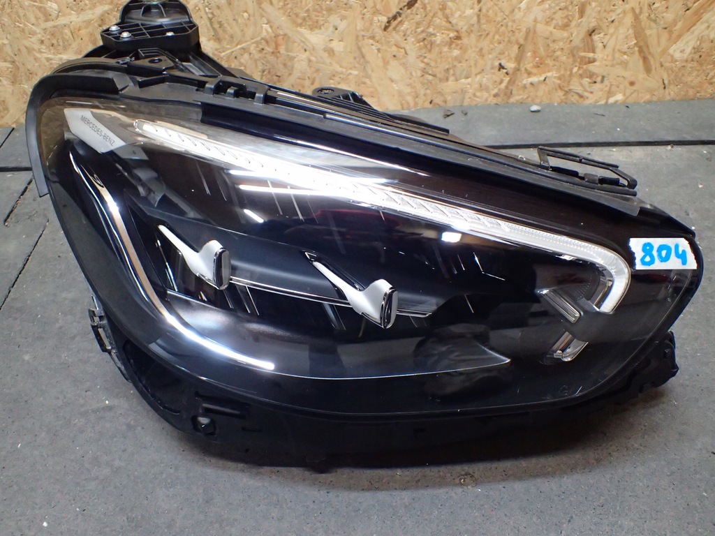 фото №1, Лампа права mercedes e klasa w213 lift full led