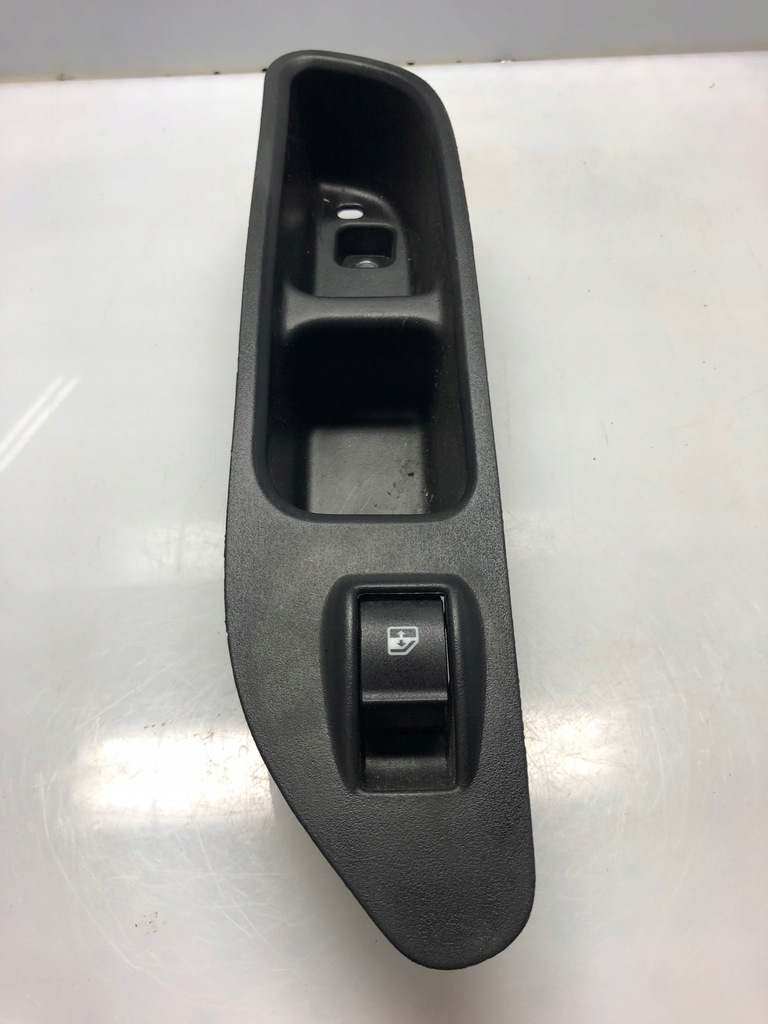 фото №1, Панель переключатель окон fca 735601109