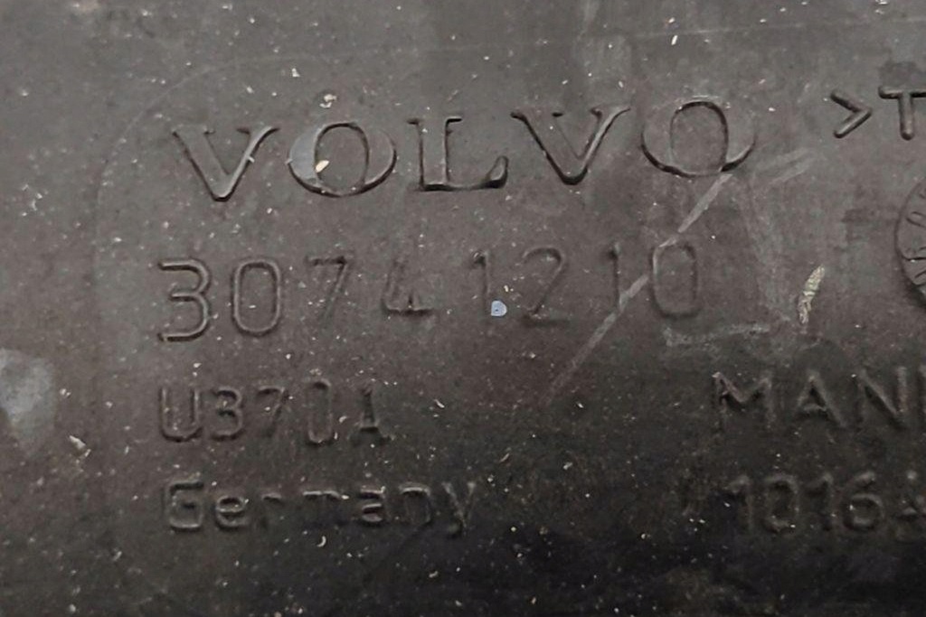 фото №5, Труба воздуха volvo c30 30741210 2.4l дизель 132kw 2008