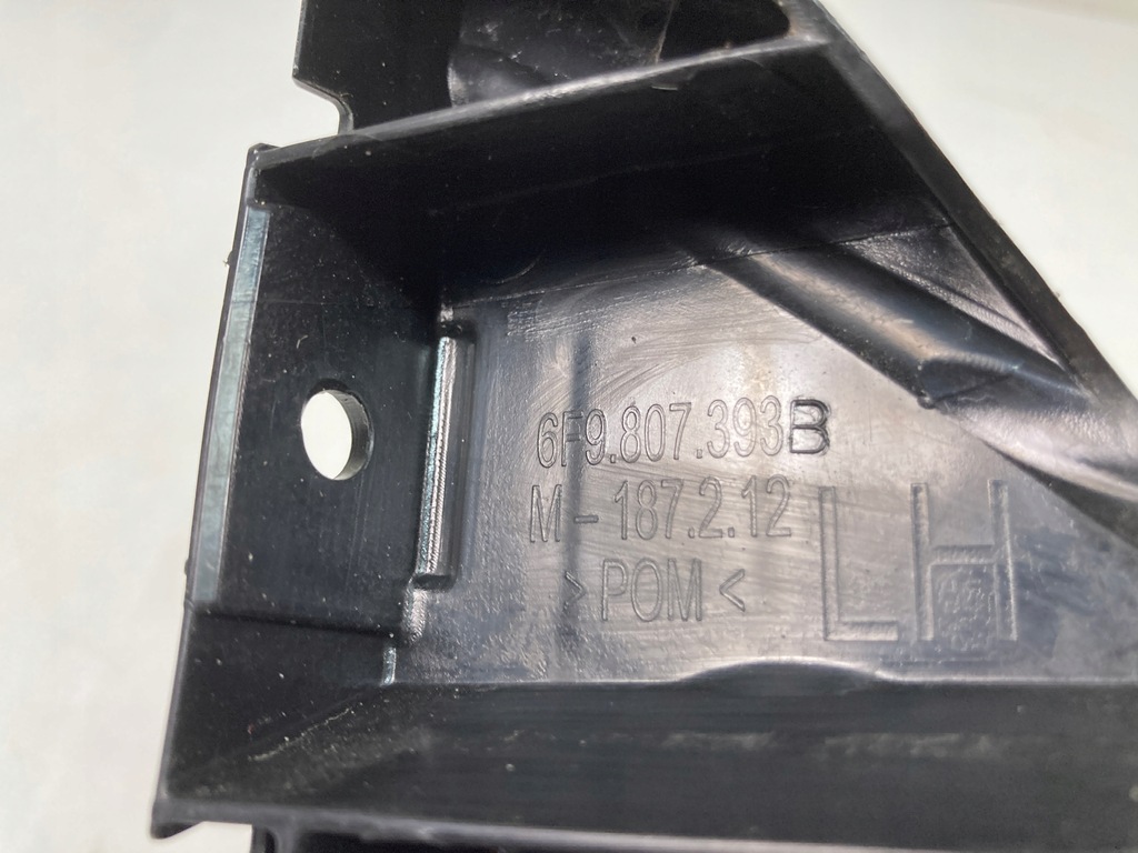 фото №9, Направляющая бампера левый задний seat arona 6f9