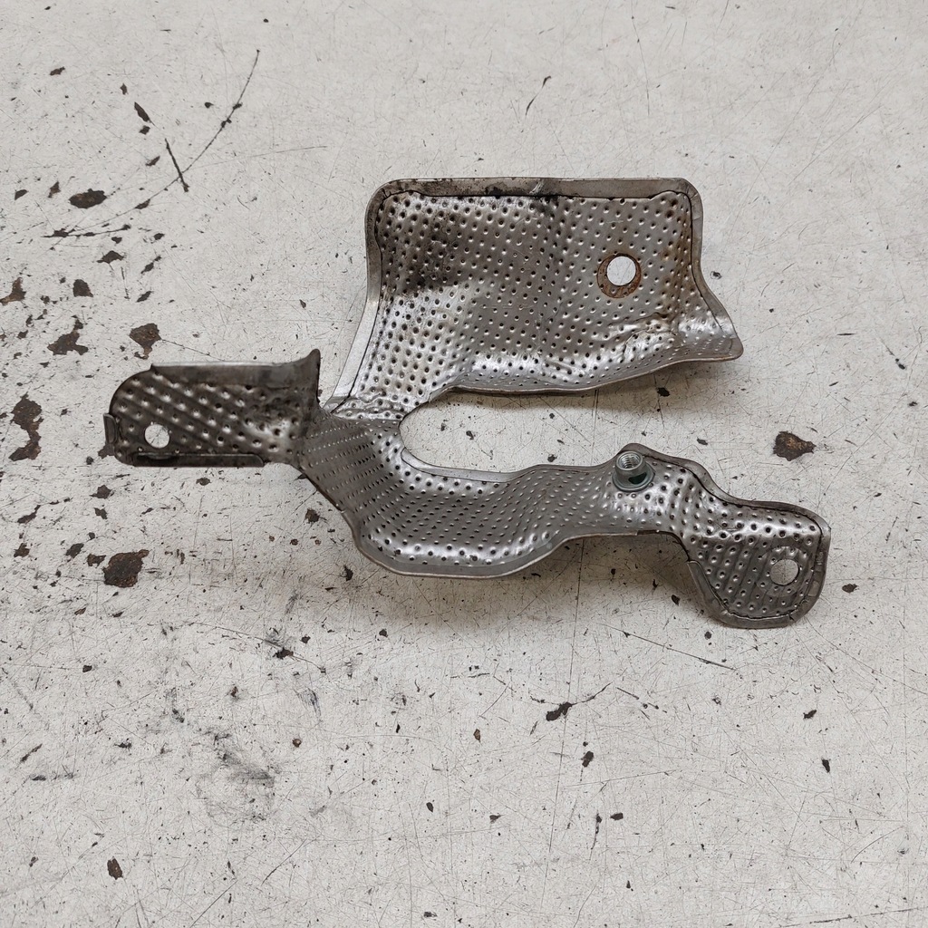 фото №7, Volvo v40 ii d4 2,0d 2014 v42 защита тепловая 31411251