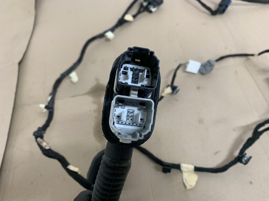 фото №10, Ford mustang mach-e rwd 75.7kwh жгут электропроводка дверь левый задняя оригинал