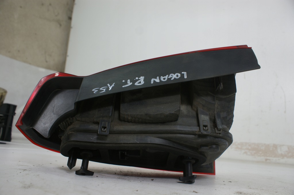 фото №10, Фара лампа правая задняя правый задняя dacia logan sedan