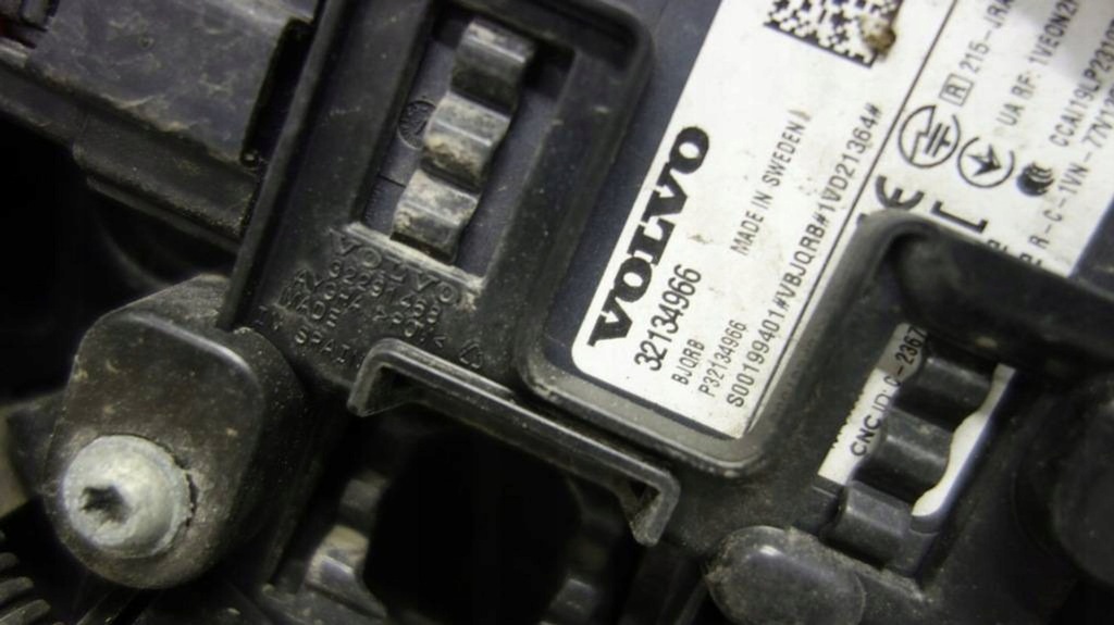 фото №6, Volvo xc40 lift бампер передний kompletny 734