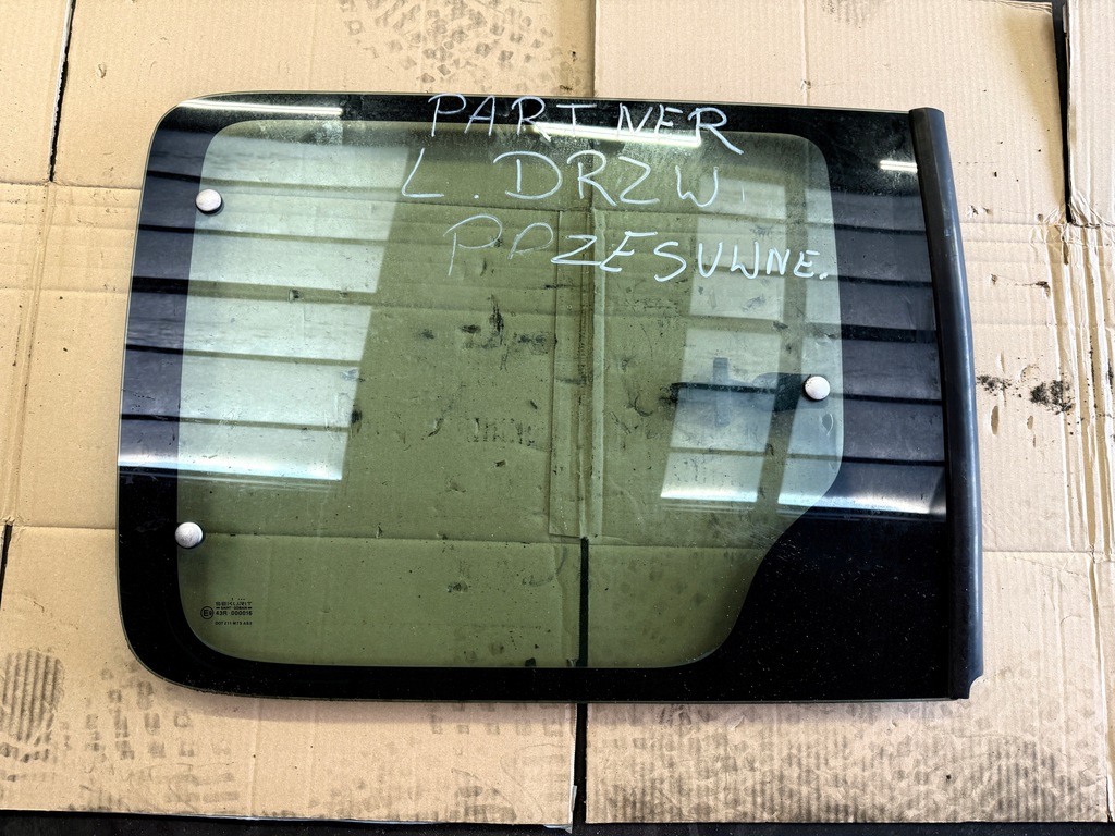 фото №1, Стекло левая задняя дверь przeswune citroen berlingo partner