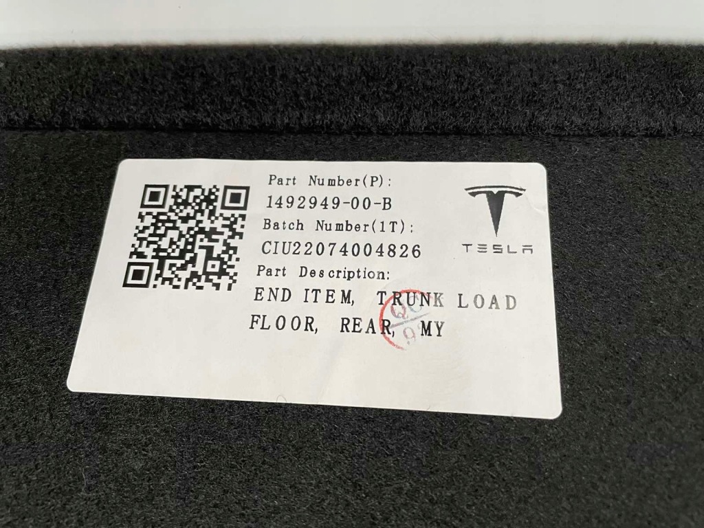Обшивка пол обивка багажника tesla model y с Разборки
